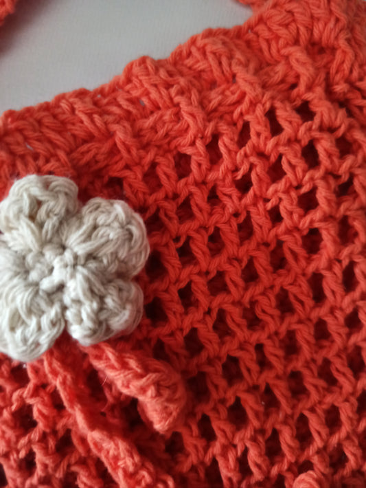 Coralie handmade crochet crossover pouch bag close up