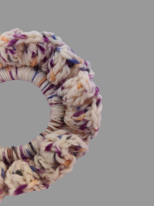 Muse crochet scrunchie close up
