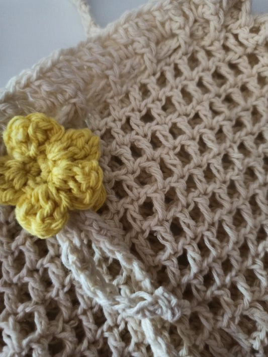 Oatley handmade crochet crossover pouch bag close up