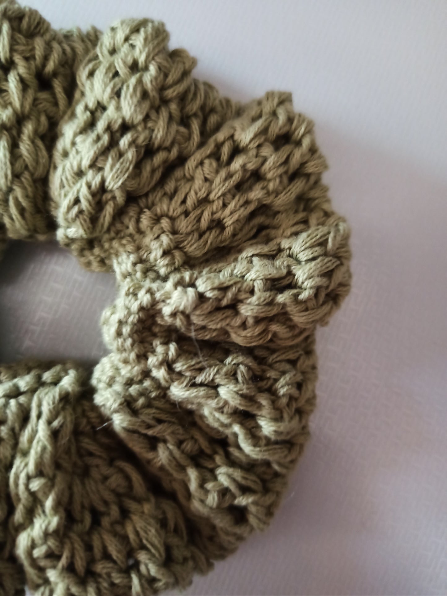 sophia handacrochet scrunchie close up